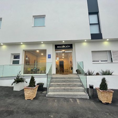Hotel Ibi מראה חיצוני תמונה