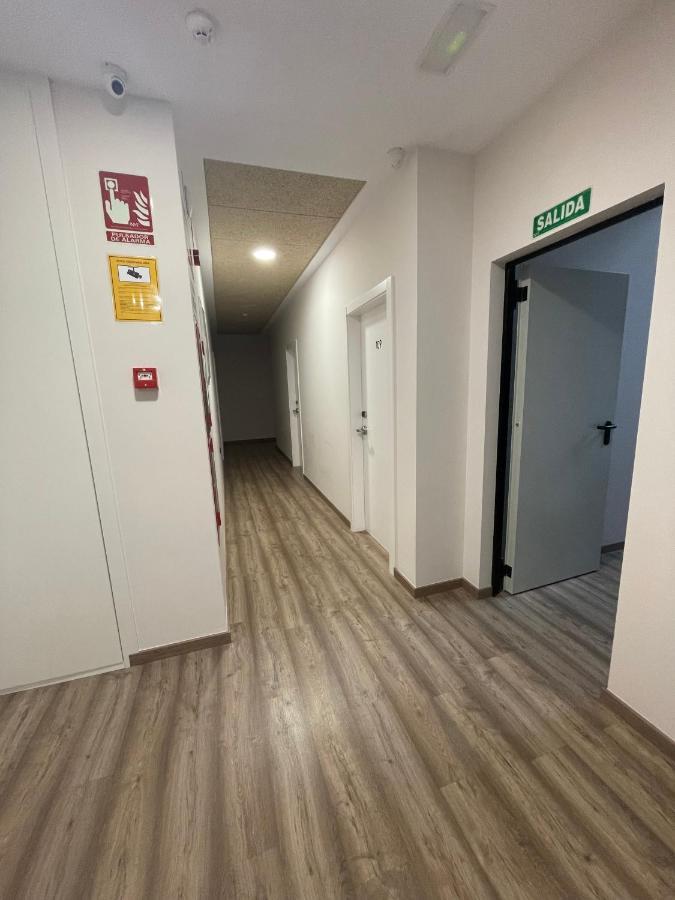 Hotel Ibi מראה חיצוני תמונה