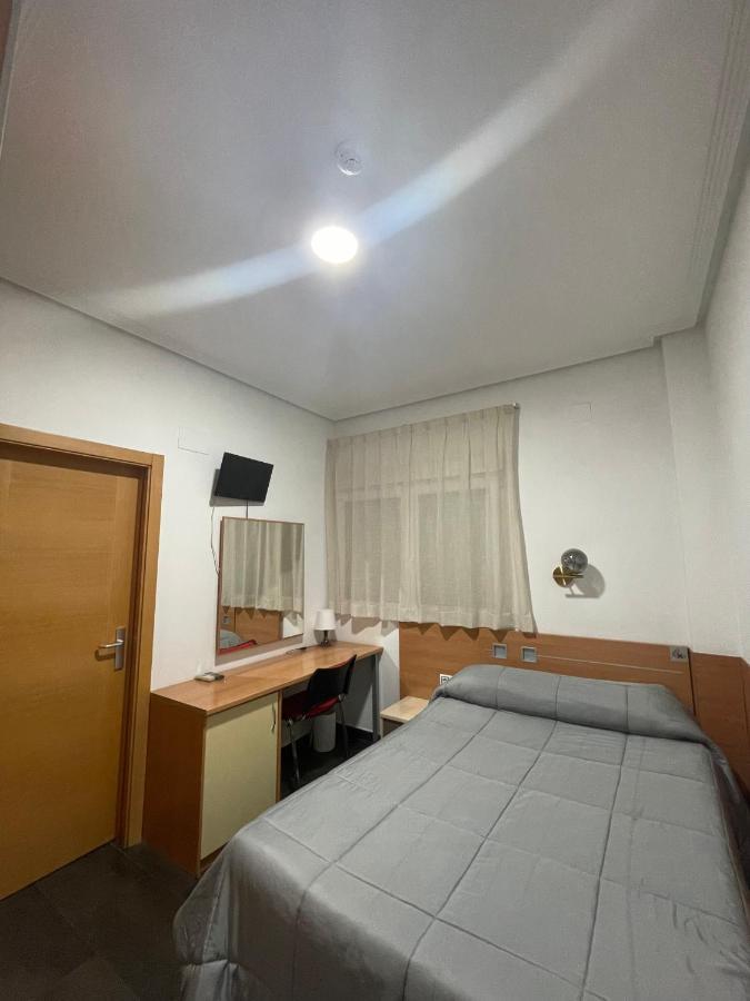 Hotel Ibi מראה חיצוני תמונה