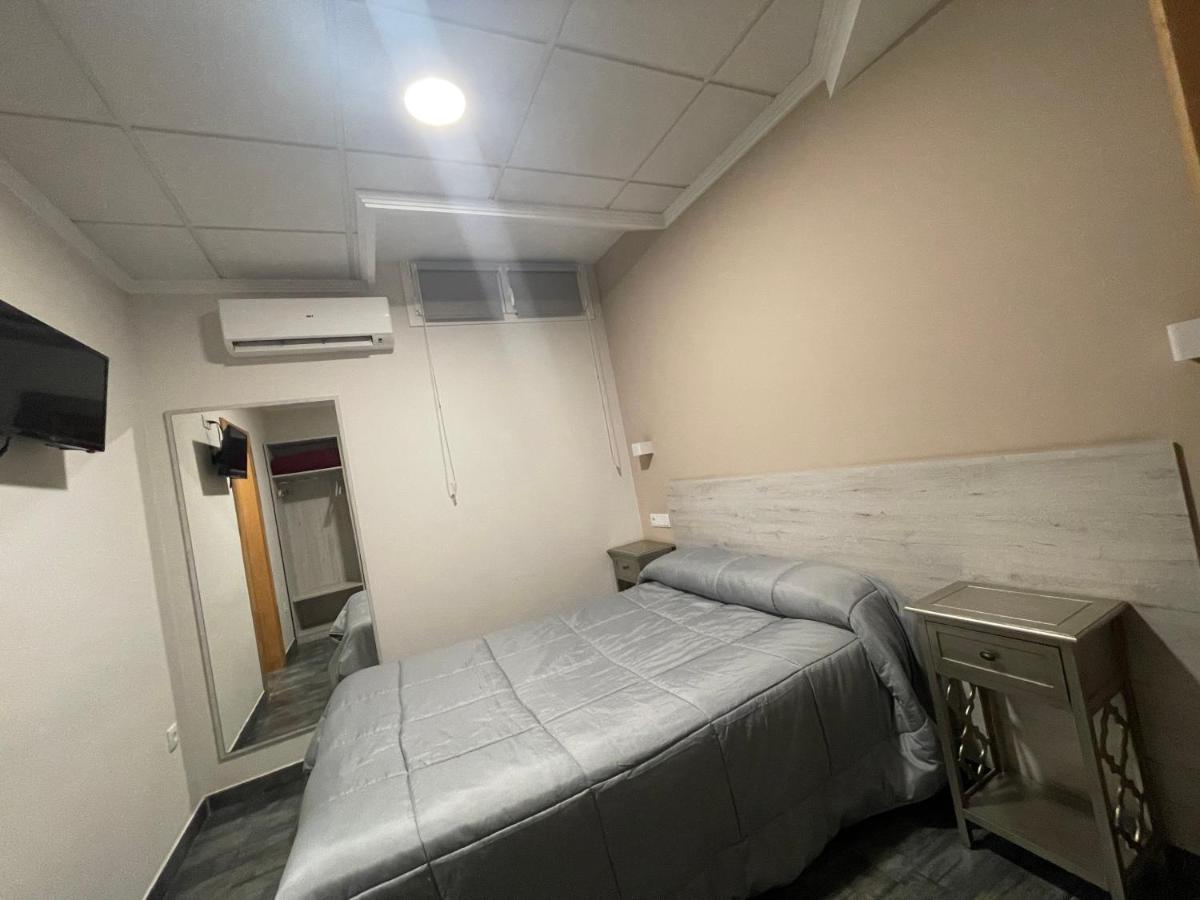 Hotel Ibi מראה חיצוני תמונה